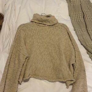 Free People turtle neck cropped sweater